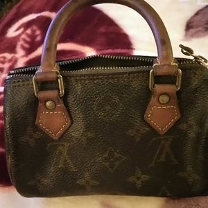 Authentic lv mini speedy